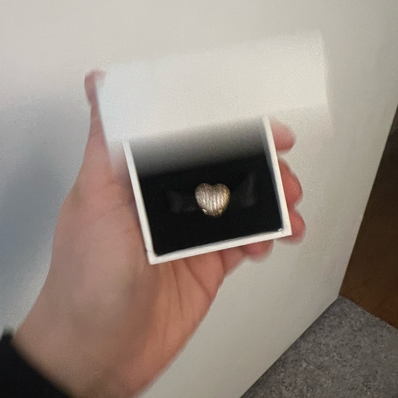 ✨ Pandora bracelet gold heart charm with Rhein stones - Picture 3 of 4